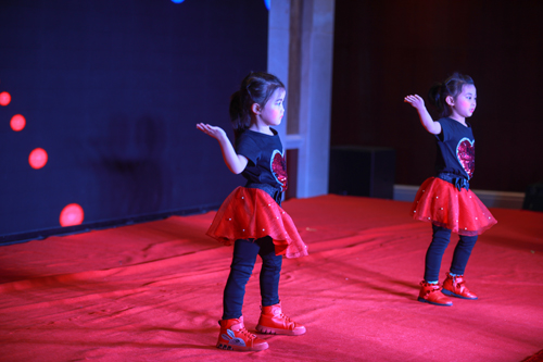 大禹漢光2018年“同心同行，共創(chuàng)未來”主題年會圓滿成功