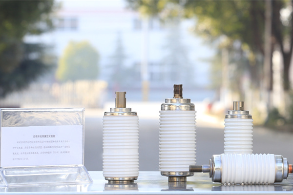 真空開(kāi)關(guān)管接觸點(diǎn)一般采用什么材質(zhì)？